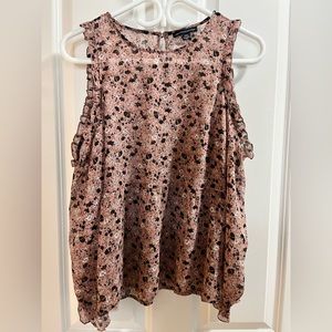 American Eagle Outfitters Pink Floral Cold Shoulder Top |Size M